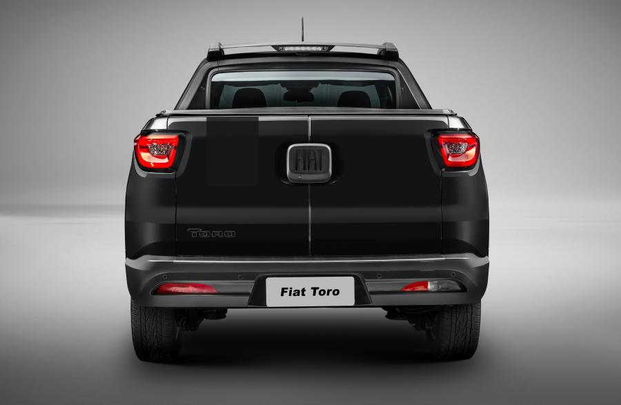  Fiat Toro Black Jack (226) 2017 года  (фото 2 из 15)